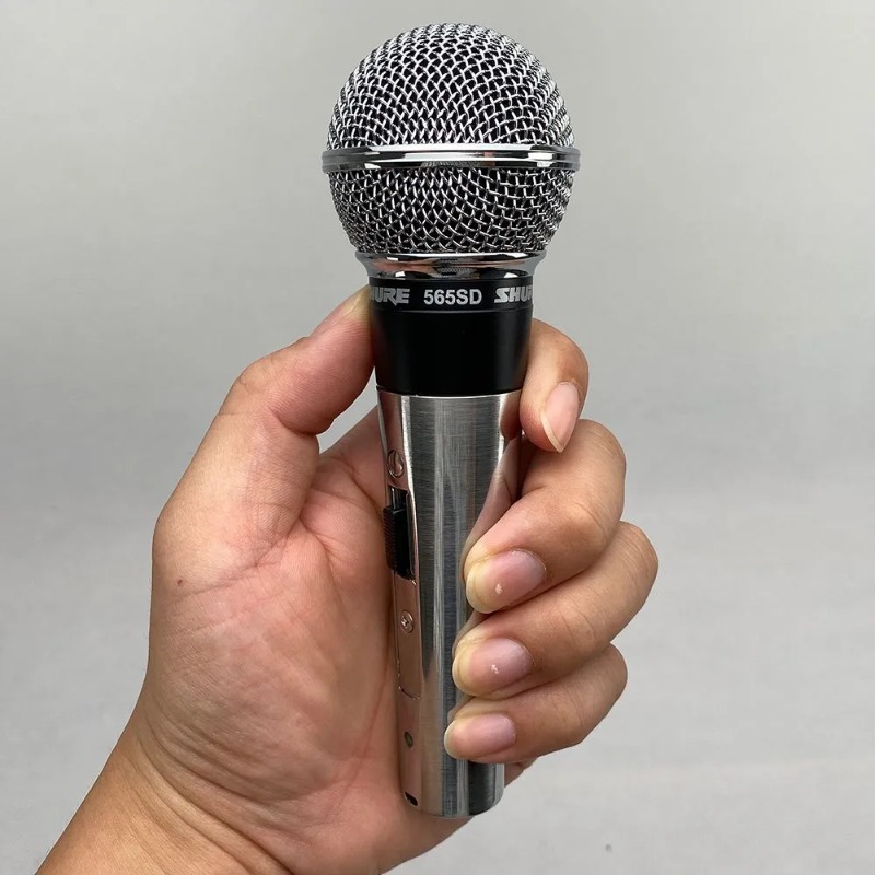 Shure SM58 565SD クラシックダイナミック有線 - Shure Mic Mv7 のレビューと価格