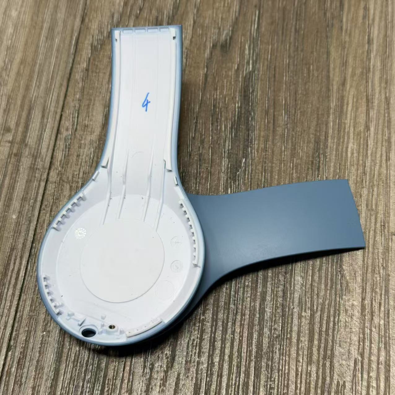 Beats Solo 4 ヘッドフォン用のオリジナル スペア - Beats Headphone Solo 4 のレビューと価格
